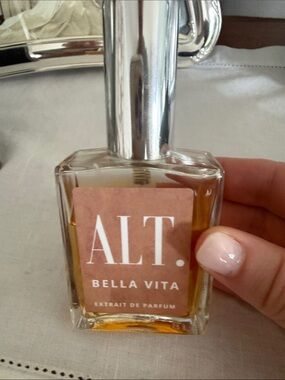 ALT. Bella Vita  -  90 percent full